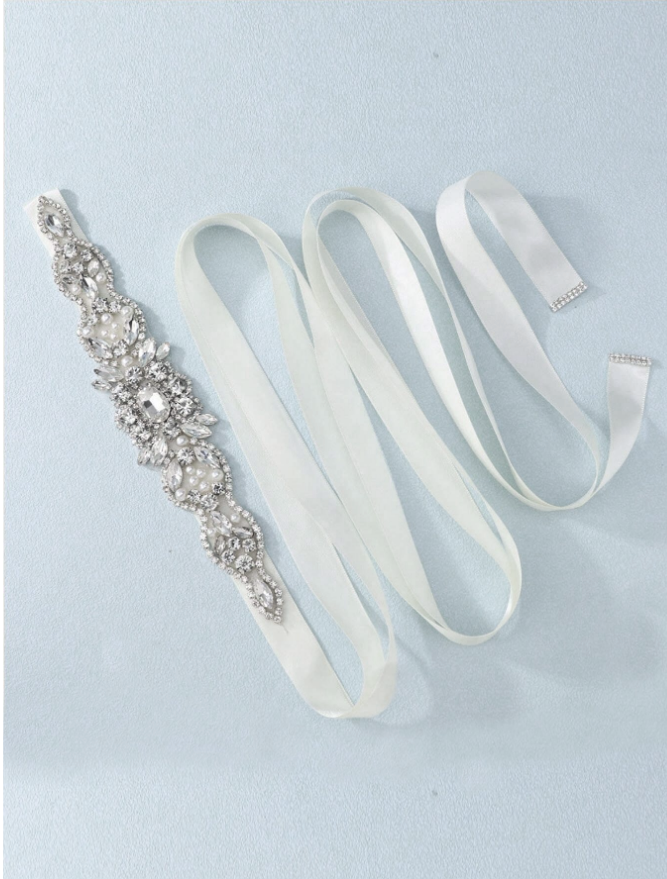 Cinto bordado para vestido de noiva com pedraria