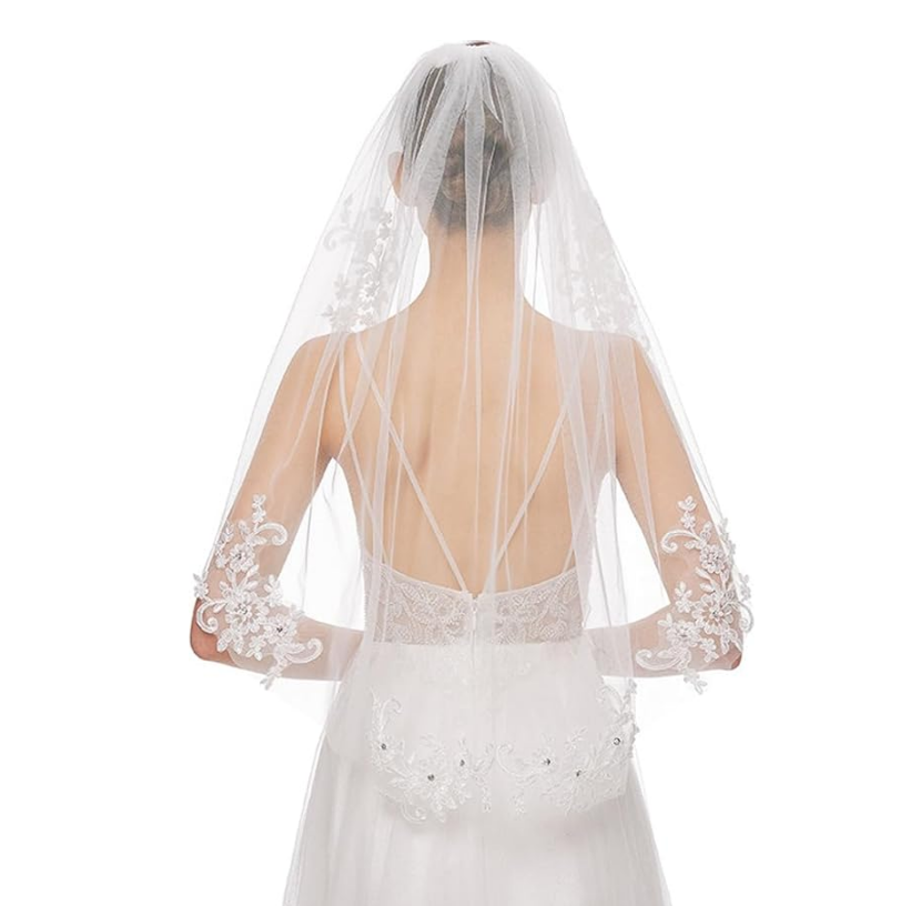 Véu V110 (1) 2 Noiva usando véu iluminado com strass para casamento civil ou recepção