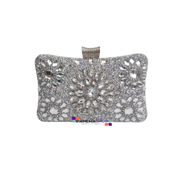 Bolsa clutch prata com pedraria luxuosa de cristais na frente