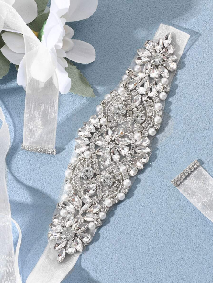 Cinto de pedraria com fita de organza para vestido de noiva branco