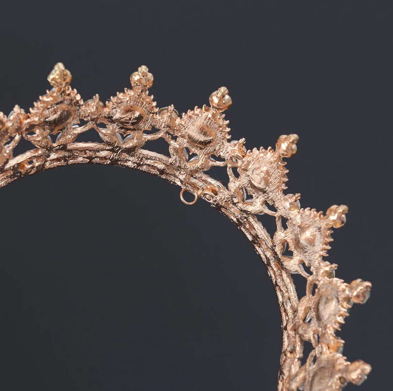 Coroa imperial redonda dourada inteira para noiva, topo de bolo e debutante