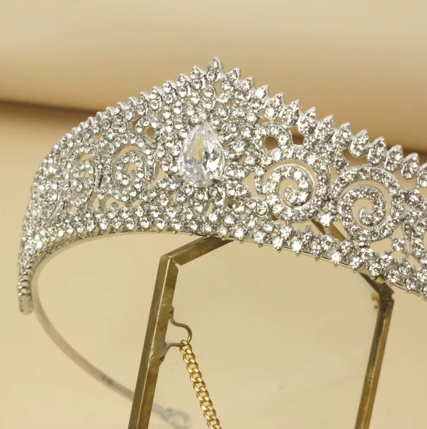 Acessório de cabelo clássico para noiva e festa 15 anos debutante