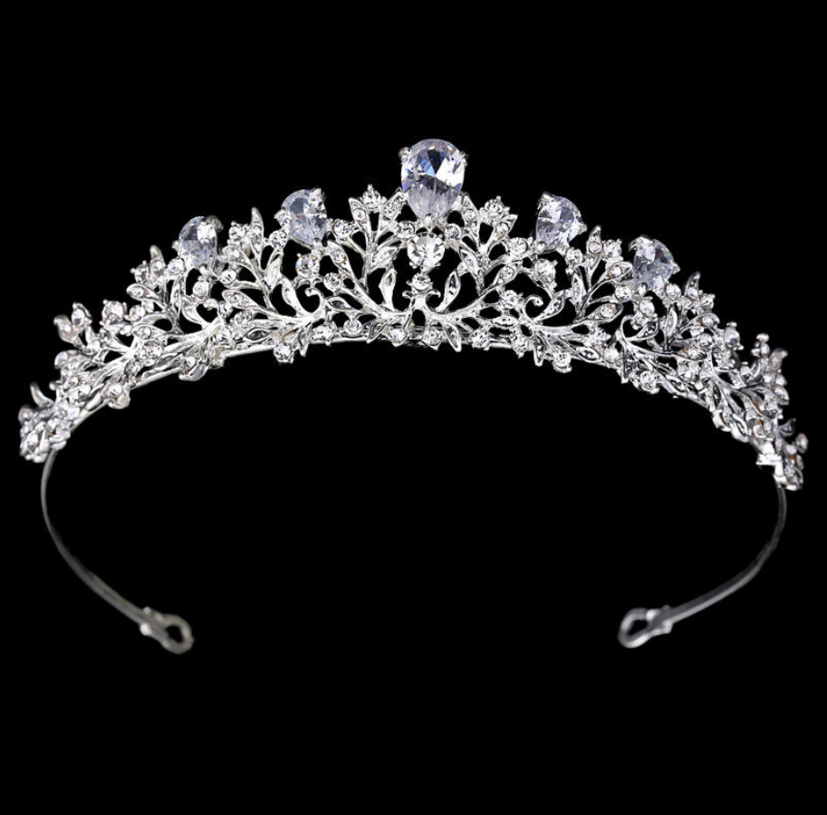 Tiara coroa de noiva floral com cristais gota prateada