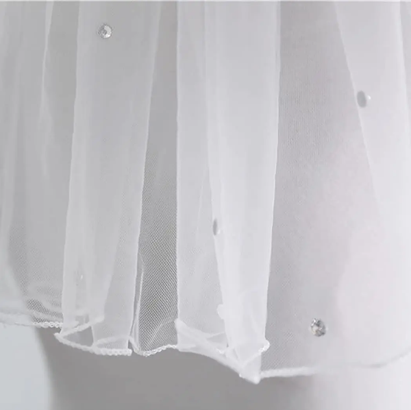 véu v107 -ipanemashop (1) Close do acabamento em cristais strass no tule do véu de noiva