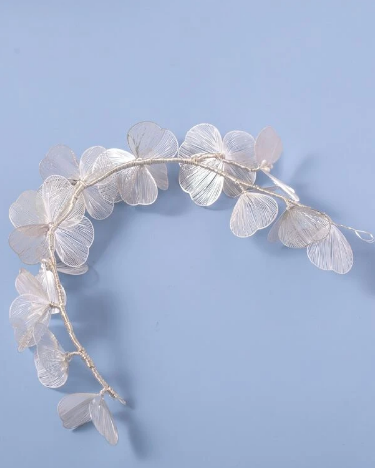 GRINALDA B392 (3) Grinalda de noiva prata flexível com flores rendadas e pérolas