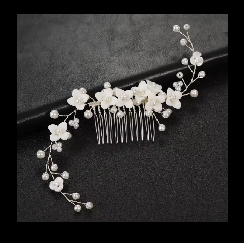 Arranjo de cabelo noiva flores de porcelana branca e cristais