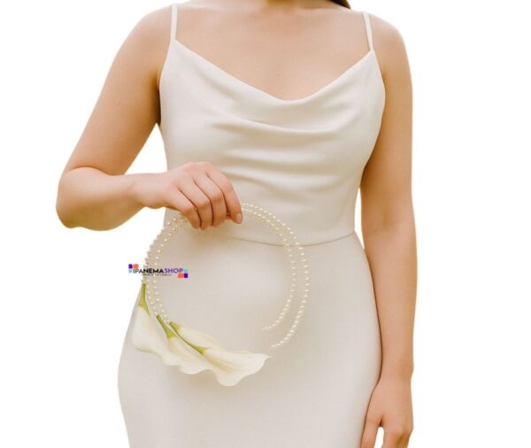 buque moderno aro de perolas e callas