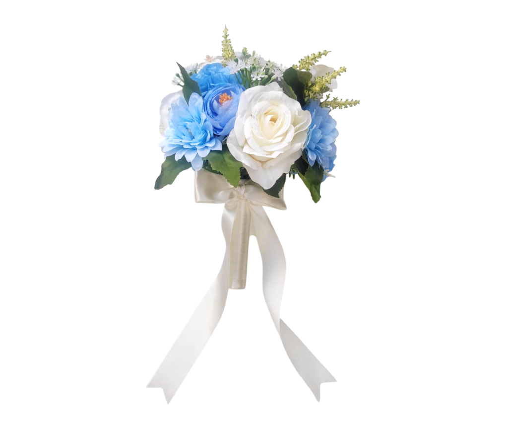 buquê tons de azul bn155 - ipanemashop (1) Buquê de noiva permanente de rosas off-white e tons de azul