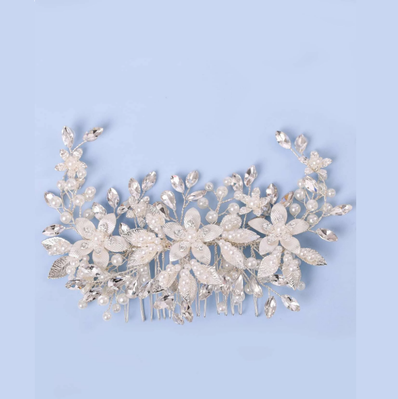 grinalda noiva b439 -1 Arranjo de cabelo imponente para noiva com pedrarias e ramos