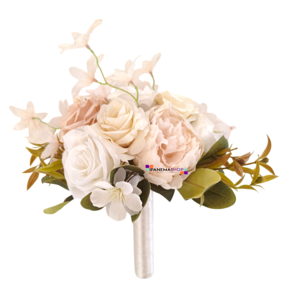 Buquê de noiva permanente com rosas off-white, rosa chá e raminhos delicados, com cabo encapado em fita de cetim.