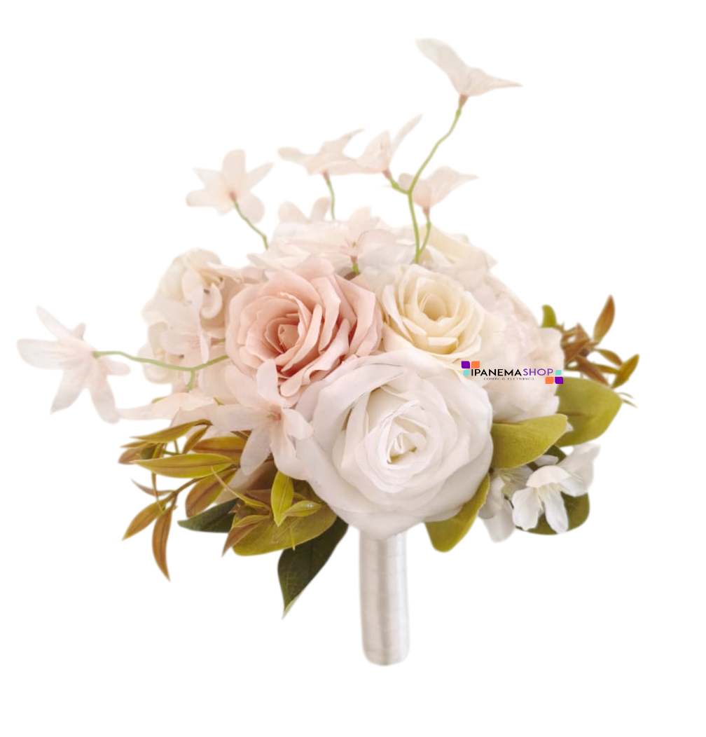 Buquê de noiva permanente com rosas off-white, rosa chá e raminhos delicados, com cabo encapado em fita de cetim.